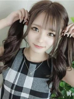 りりな