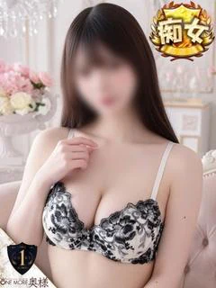 かずみ【愛嬌抜群セクシー美女】