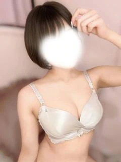 芹沢 ゆず