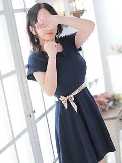 にいな
