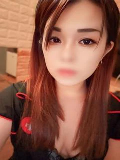 新人せな