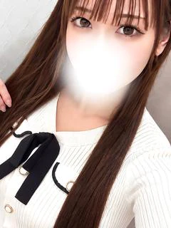 新人めるる