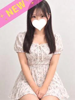 なこ 18歳