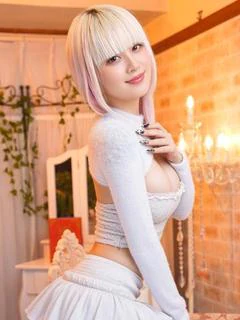 純白ボディさ...
