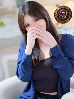 篠田 まひる