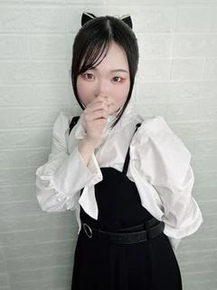 星乃なゆ