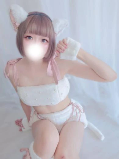 あき《純白美肌の癒し系》 プロフィール画像