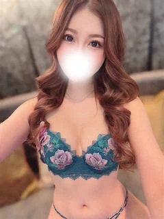 神宮ももか