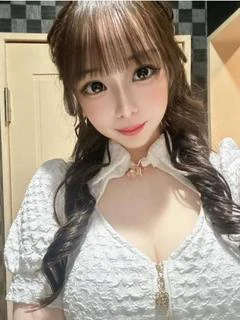 菜乃羽えあ