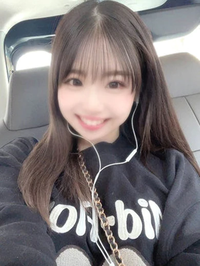 篠原めい プロフィール画像