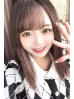 有栖ゆみ