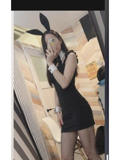 綾瀬りお プロフィール画像