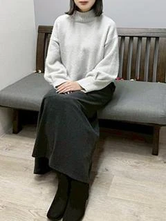 愛衣(めい)