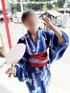 あきな