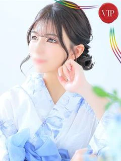 紺乃なつほ