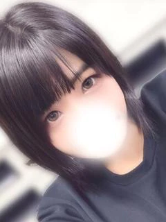 西藤えな