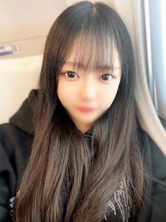 ゆりな