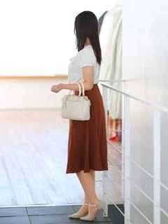 彩風 さより【恋妻】