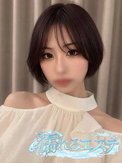 らむ 凛と輝く、黒髪美女。