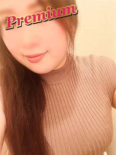 ゆうなHカップの艶肌美人