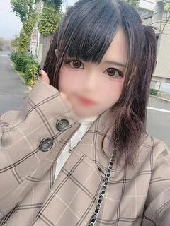 かな☆小柄ロリはＥ乳！！