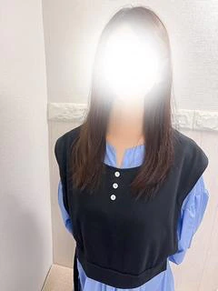 桐谷かりな