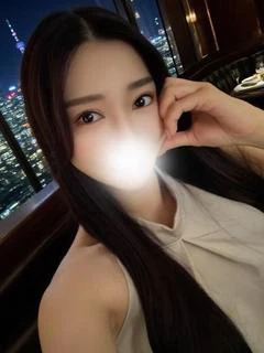 ゆりな