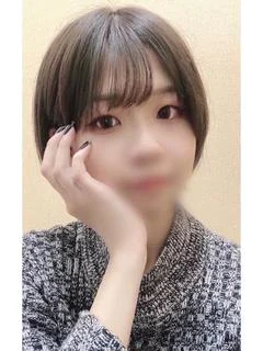 葉月ひな