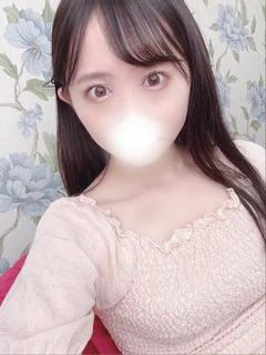 心花ゆぅな