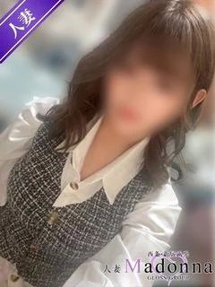 人妻ゆずき