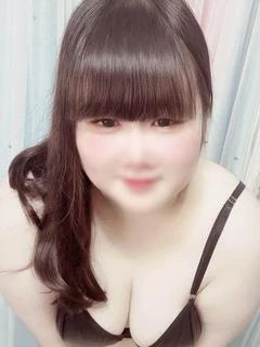 きき【癒し系アニメ声巨乳】