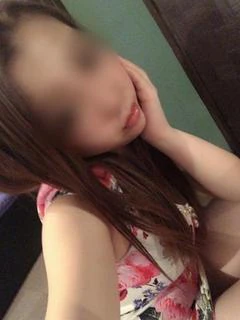 りり★愛らしい美女