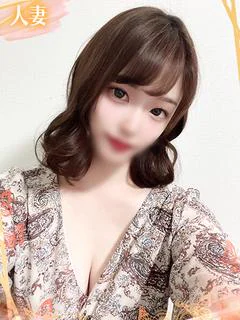萌衣