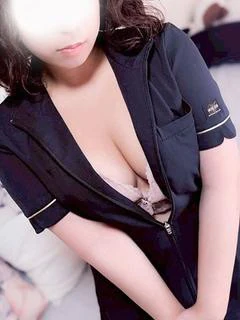 りな 40分6400円