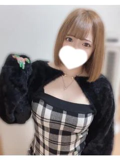 なな『ばつぐんEカップ