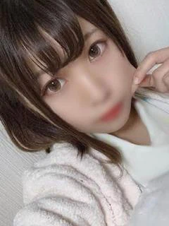 美里 さな