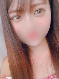 有賀 ローラ