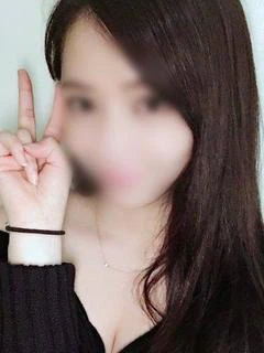 井上 めい