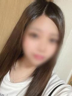 優衣 まみな
