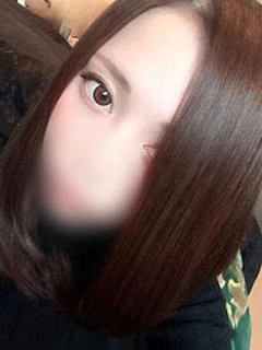 星 せりな