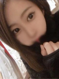 平田 なぎさ