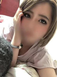 朝霧 ゆめ