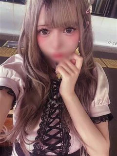 安達 うる