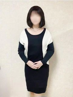 上田奈央