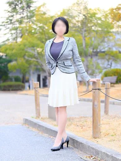 篠田 真衣 プロフィール画像