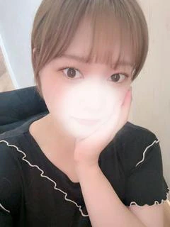 ももな