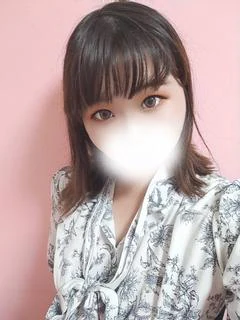 はな 清楚感抜群♡女子大生系美人