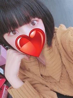 小栗 みこら