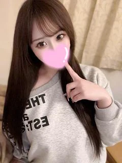 なつき【高身長19歳Fカップ】