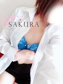 莉愛